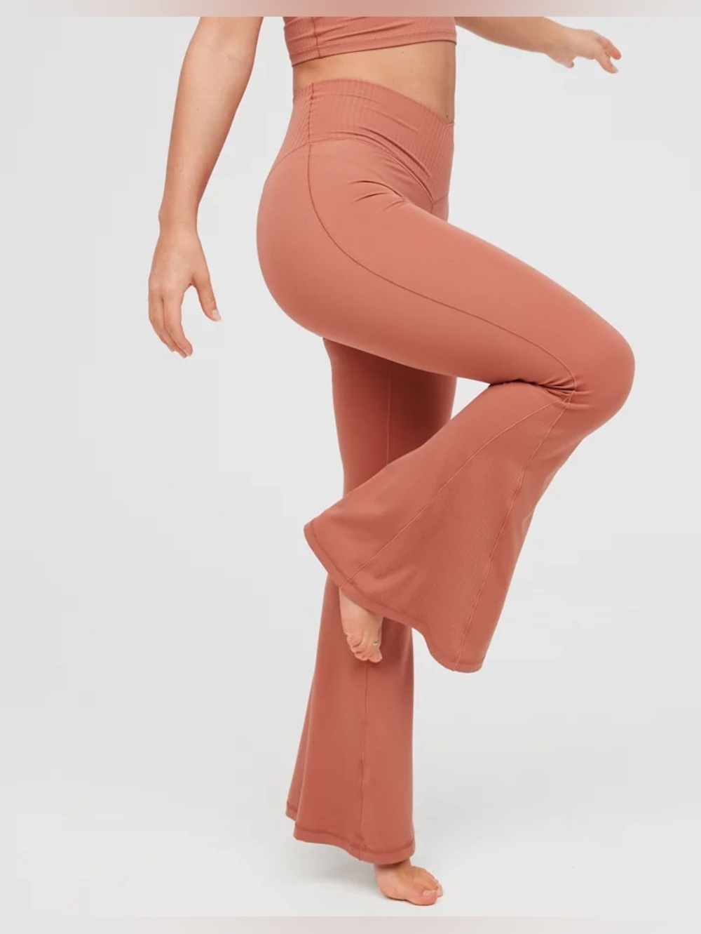 OFFLINE by Aerie Real Me High
Waisted Crossover Flare Leggings
